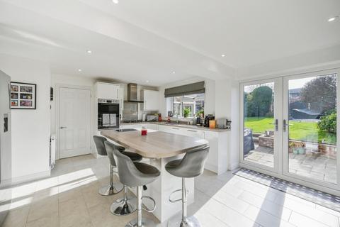 34 Avill, Hockley, Tamworth, B77 5QE