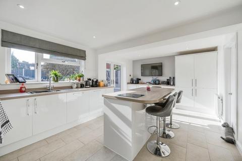 34 Avill, Hockley, Tamworth, B77 5QE