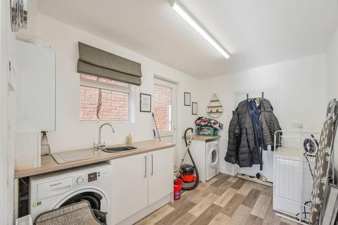 34 Avill, Hockley, Tamworth, B77 5QE