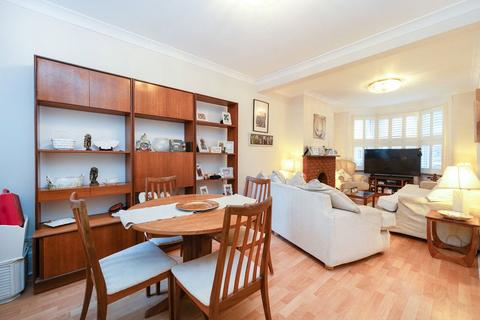 undefined, Belgrave Avenue, Watford WD18