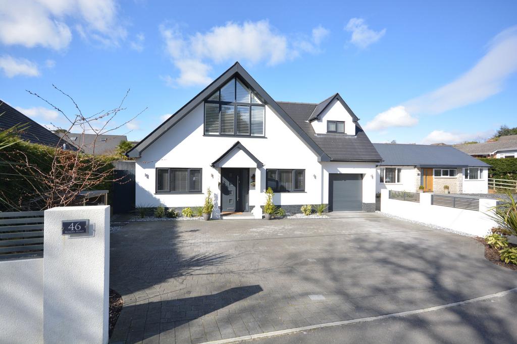 Roman Road, Broadstone BH18 4 bed detached house - £725,000