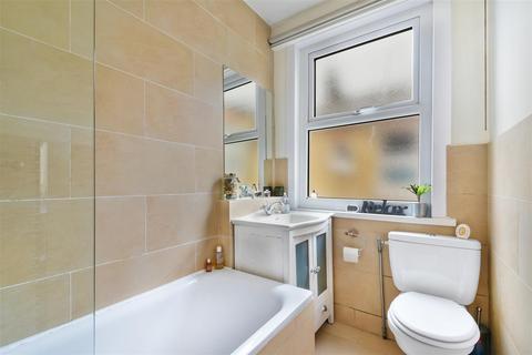 3 bedroom maisonette for sale, Faraday Road, Wimbledon SW19