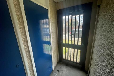 85 Harveyfields, Waltham Abbey, EN9 1HW
