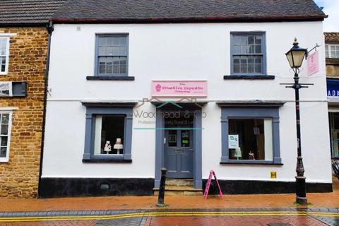 Property to rent, Cambridge Street, Wellingborough, NN8 1DJ