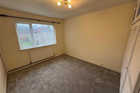 2 bedroom bungalow to rent, Cosgrove Close, Liverpool