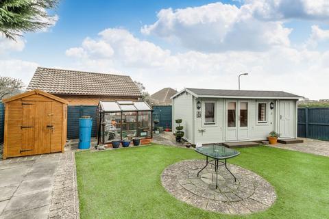 4 bedroom bungalow for sale, Hawkwell Estate, Milton Keynes MK19