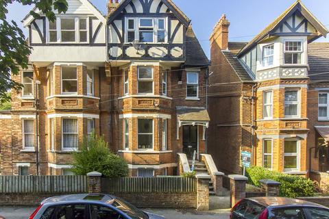 1 bedroom flat to rent, Broadmead Road, Folkestone, CT19