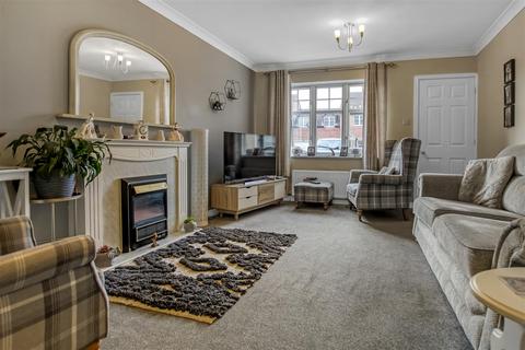 2 bedroom semi-detached house for sale, Grange Close, Romanby, Northallerton