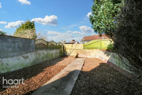 2 bedroom end of terrace house for sale, Broad Lane, Dartford