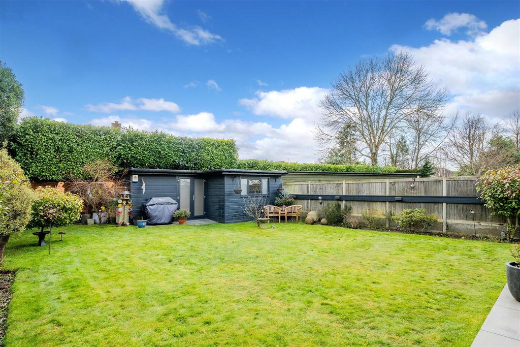 FIR TREE ROAD (2).jpg