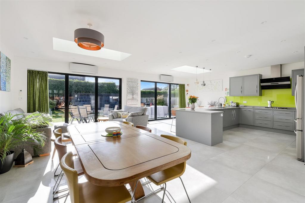 FIR TREE ROAD (18).jpg