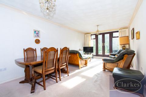 2 bedroom maisonette for sale, Kilbride, Poole, Dorset