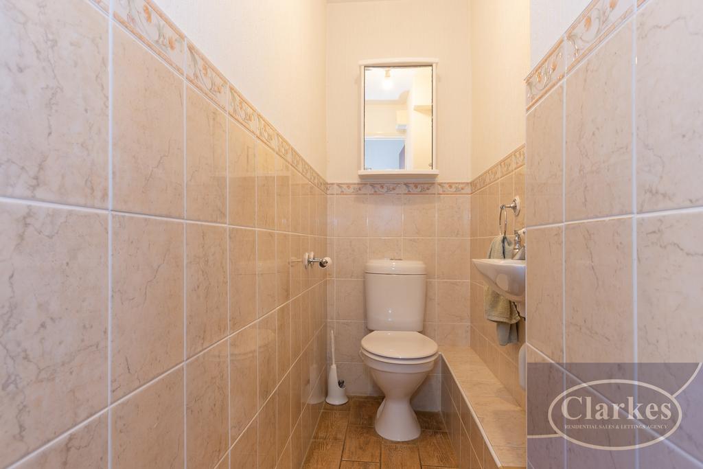 Fc 045 flat 7 kilbride 43 lindsay rd 020