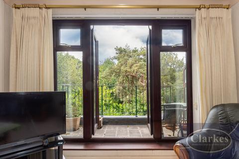 2 bedroom maisonette for sale, Kilbride, Poole, Dorset