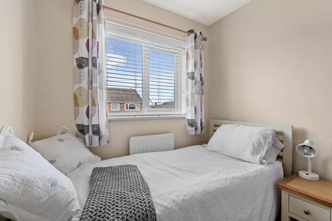 84 Barnes Way, Worcester, WR5 3AP