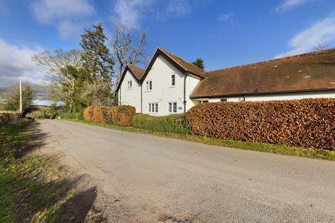 4 bedroom cottage to rent, Redmarley, Gloucester