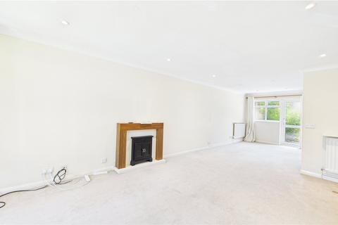 undefined, Broomhall End, Surrey GU21
