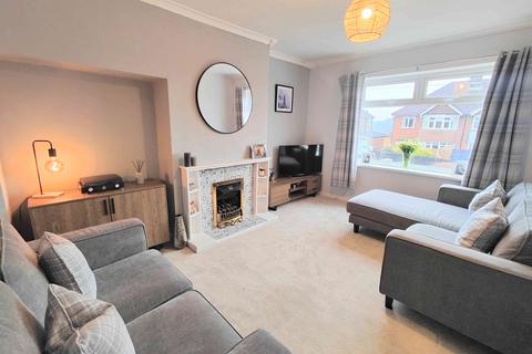 3 bedroom end of terrace house for sale, Mayfield Grove, Brighouse HD6