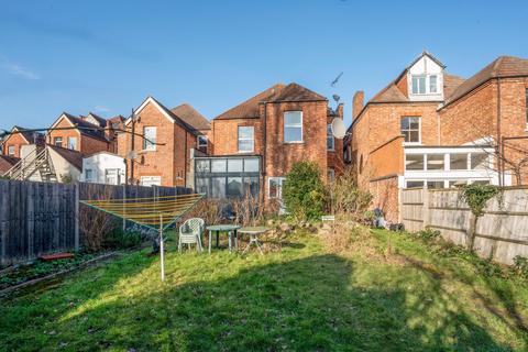 29 Dartmouth Road, London, NW2 4ET