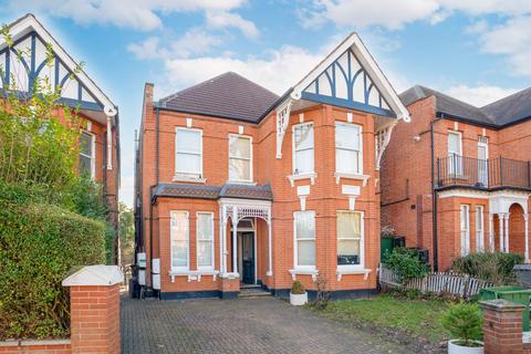 29 Dartmouth Road, London, NW2 4ET