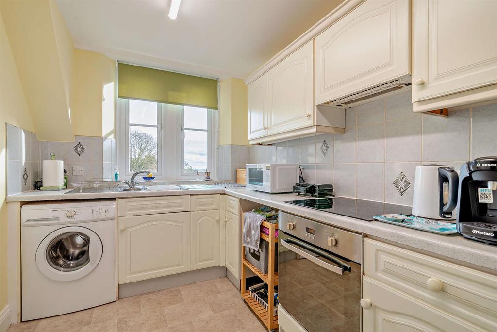 8637368-interior03-800.jpg