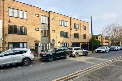 2 bedroom apartment for sale, Cleveland Way, London E1