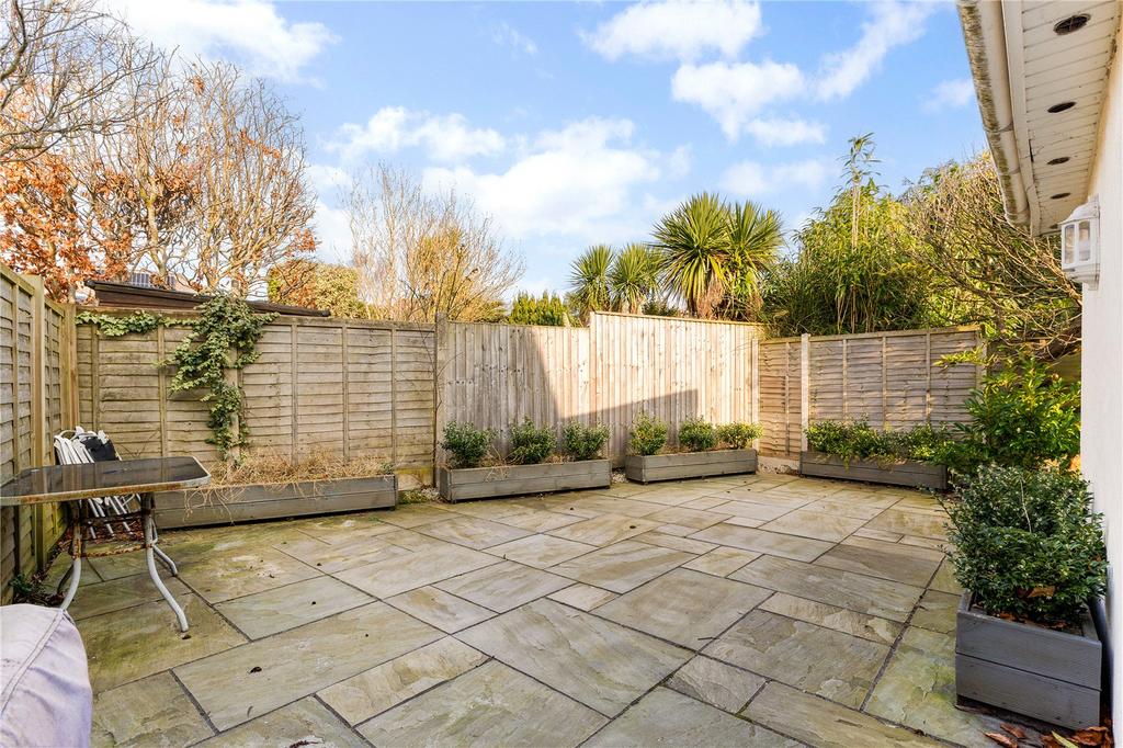 Annexe Garden