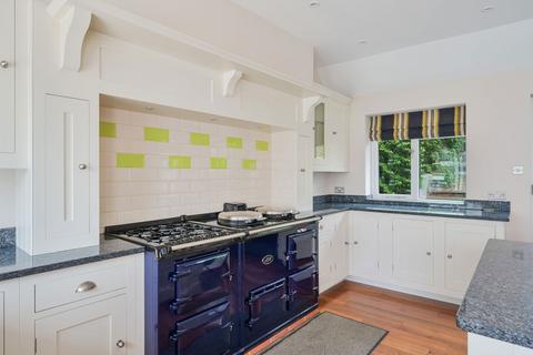 5 bedroom detached house for sale, Lake View, East Grinstead RH19