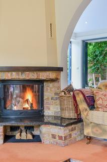 4 bedroom semi-detached house for sale, Swissland Hill, East Grinstead RH19