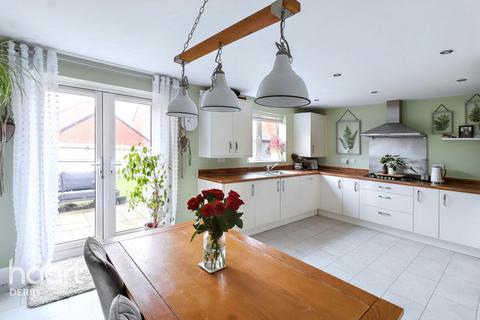 3 Bonnie Close, Derby, DE22 4PN