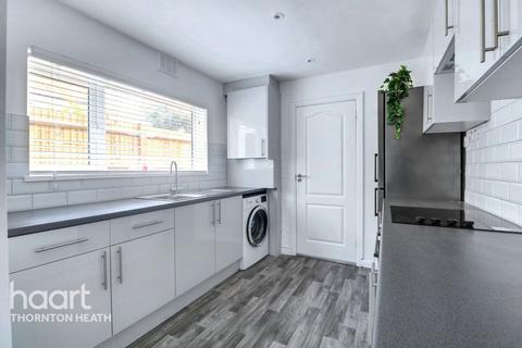 3 bedroom terraced house for sale, Thirsk Road, London