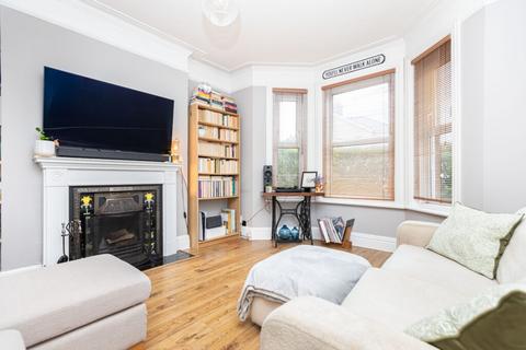 2 bedroom flat for sale, Ensbury Avenue, Bournemouth