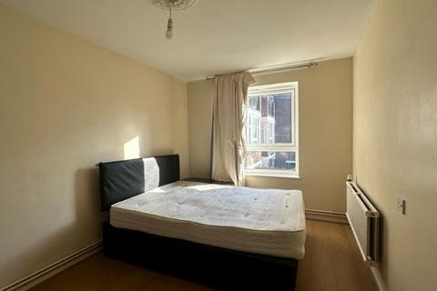 1 bedroom flat for sale, 2 Kempthorne Road, Lewisham, London, SE8 3QD