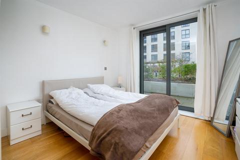 1 bedroom apartment for sale, St Williams Court, 1 Gifford Street, Islington, Kings Cross, London, N1