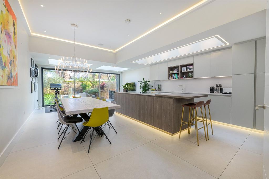 Kitchen / Breakfast