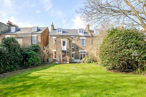 6 bedroom semi-detached house for sale, Queen Elizabeths Walk, London