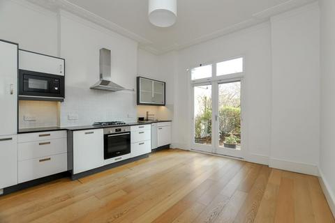 6 bedroom semi-detached house for sale, Queen Elizabeths Walk, London