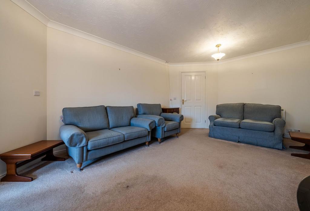 Sitting dining room