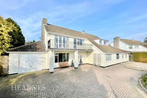 2 Carrbridge Close, Talbot Woods, Bournemouth, BH3 7EQ