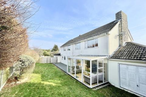 2 Carrbridge Close, Talbot Woods, Bournemouth, BH3 7EQ