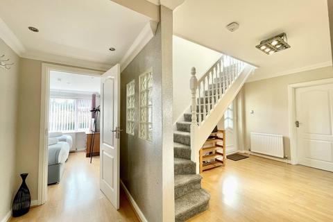 2 Carrbridge Close, Talbot Woods, Bournemouth, BH3 7EQ