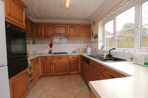 11 Buckingham Drive, Ely, CB6 1DR