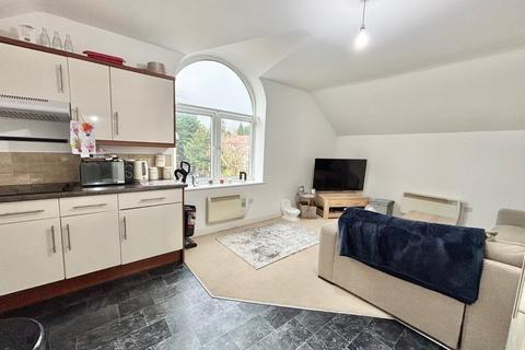 2 bedroom flat to rent, K L S Apartments, 281 Bingley Road, Shipley, West Yorkshire, BD18