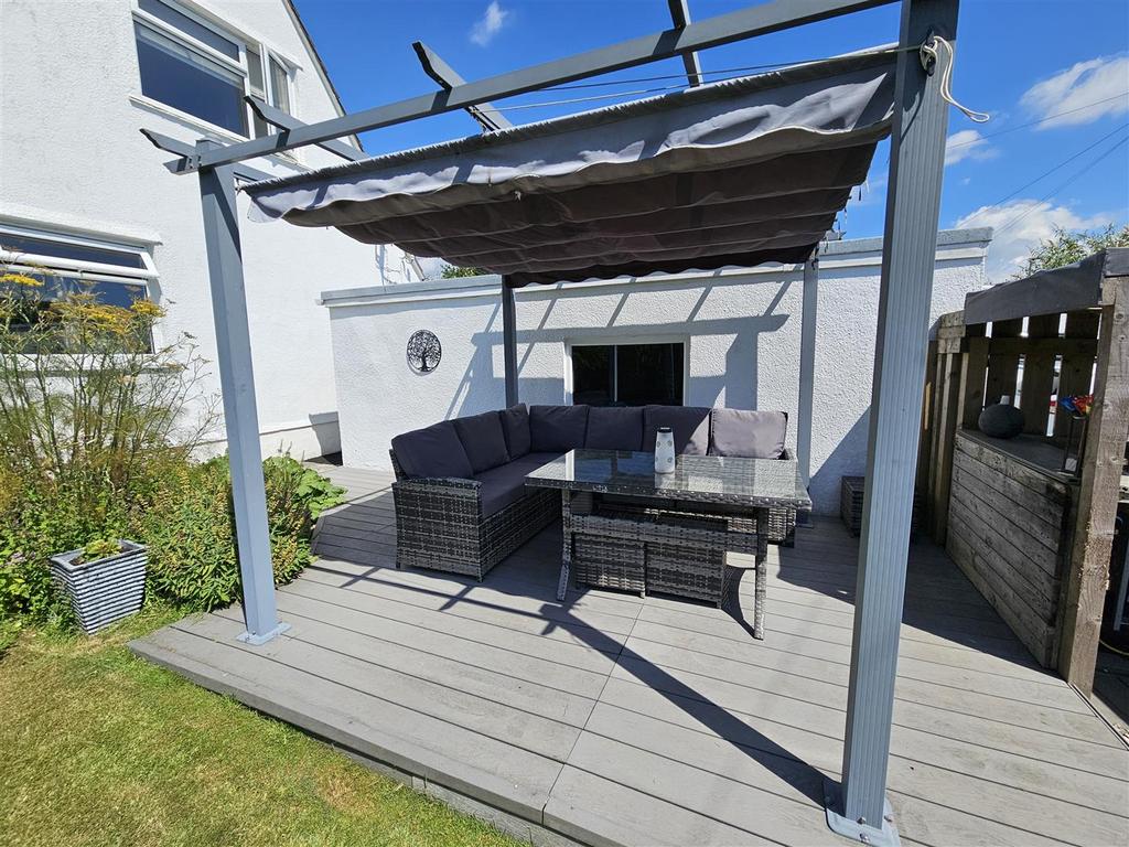 Pergola.jpg