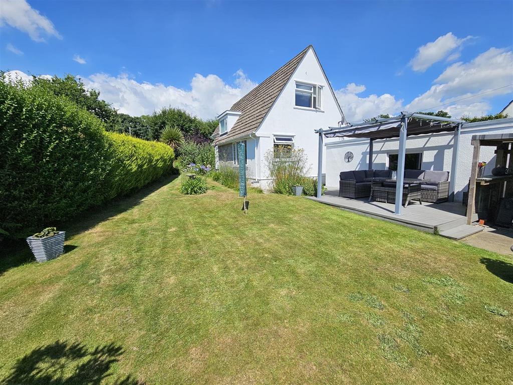 Wrap Around Gardens.jpg