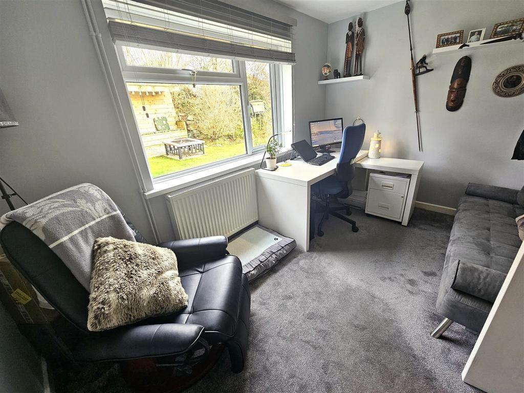 Bedroom 3.jpg
