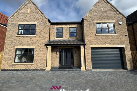 5 bedroom detached house for sale, Sandtoft Road, Doncaster DN9