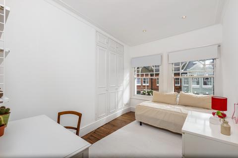 4 bedroom terraced house to rent, Oakbury Road, Fulham, London, SW6