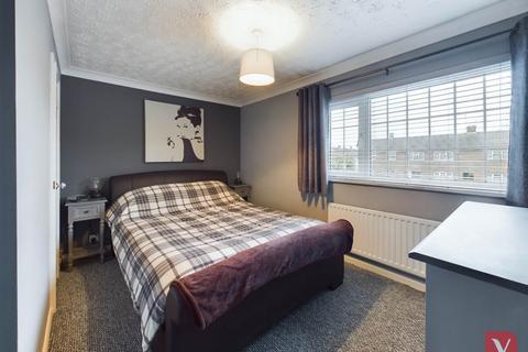 9 Cedar Close, Luton, LU4 0SQ