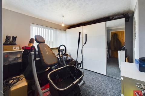 9 Cedar Close, Luton, LU4 0SQ